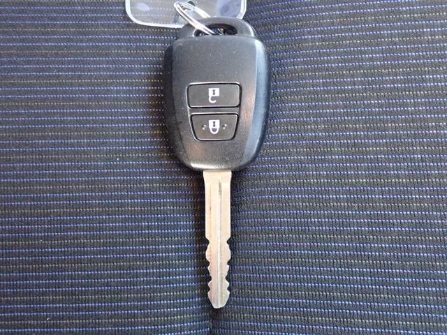 プロボックスバン 2WD(トヨタ)の車両写真