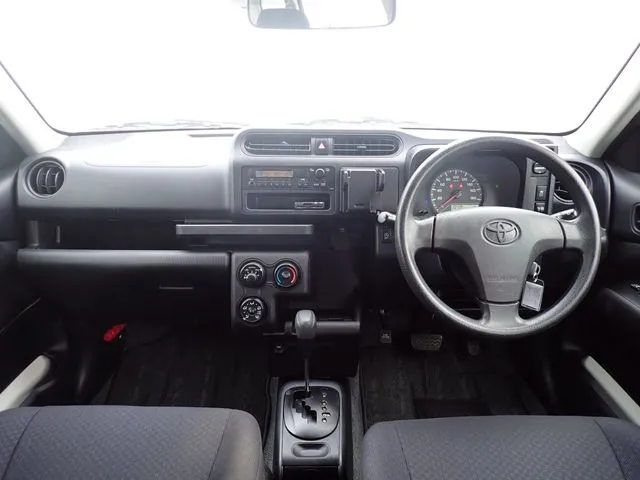 プロボックスバン 2WD(トヨタ)の車両写真