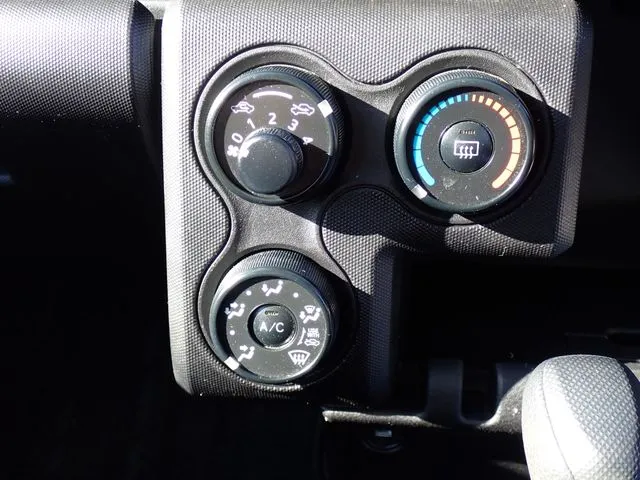 プロボックスバン 2WD(トヨタ)の車両写真