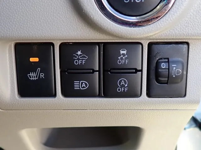 ムーヴ(ダイハツ)の車両写真