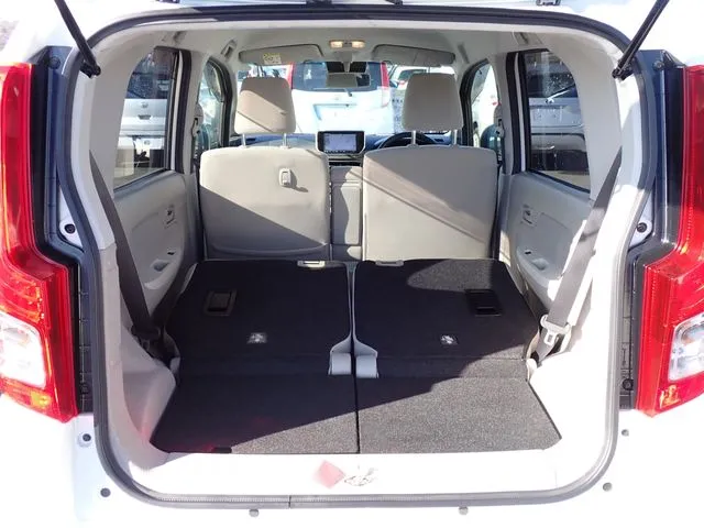 ムーヴ(ダイハツ)の車両写真