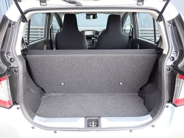 ミラ　イース（ダイハツ）の車両写真