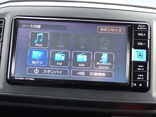 ミラ　イース（ダイハツ）の車両写真