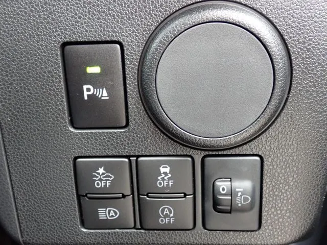 ミラ　イース（ダイハツ）の車両写真