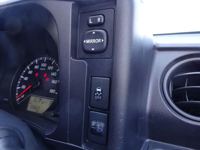 プロボックスバン 2WD(トヨタ)の車両写真