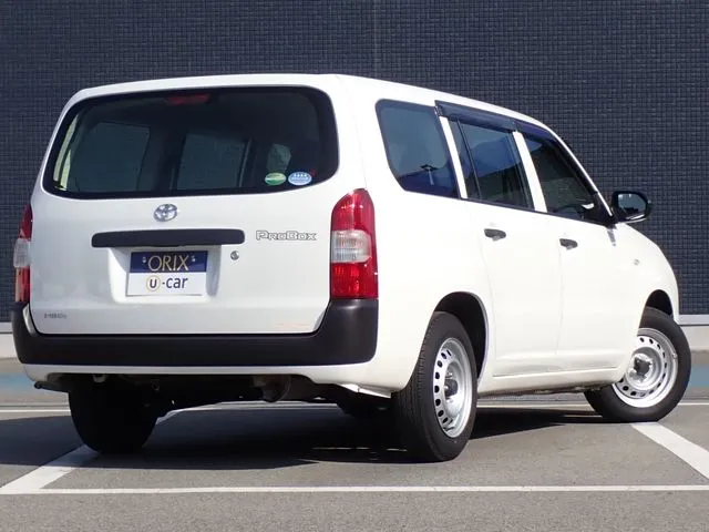 プロボックスバン 2WD(トヨタ)の車両写真
