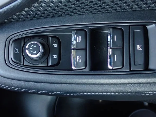 フォレスター（スバル）の車両写真