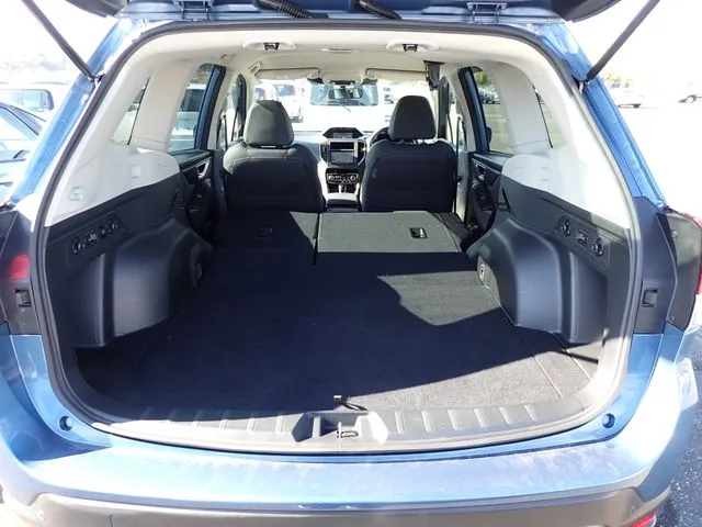 フォレスター（スバル）の車両写真