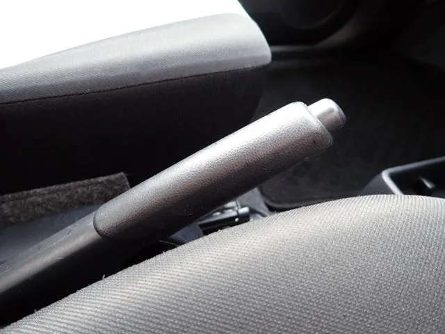 ミラ イース(ダイハツ)の車両写真