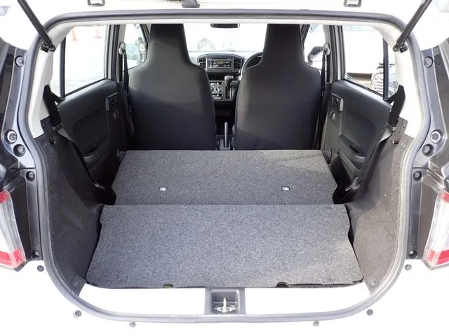 ミラ イース(ダイハツ)の車両写真