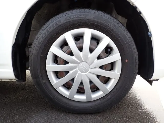 ミラ イース(ダイハツ)の車両写真