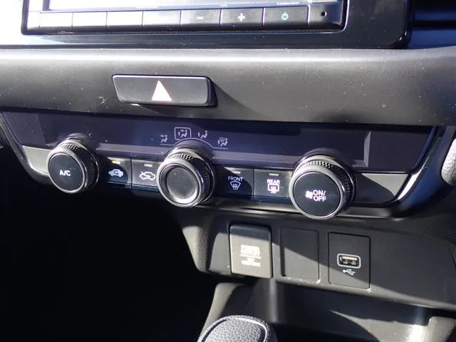 フィット（ホンダ）の車両写真