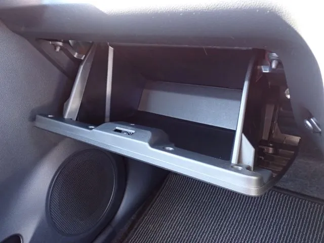 ダイハツ　ミラ　イース