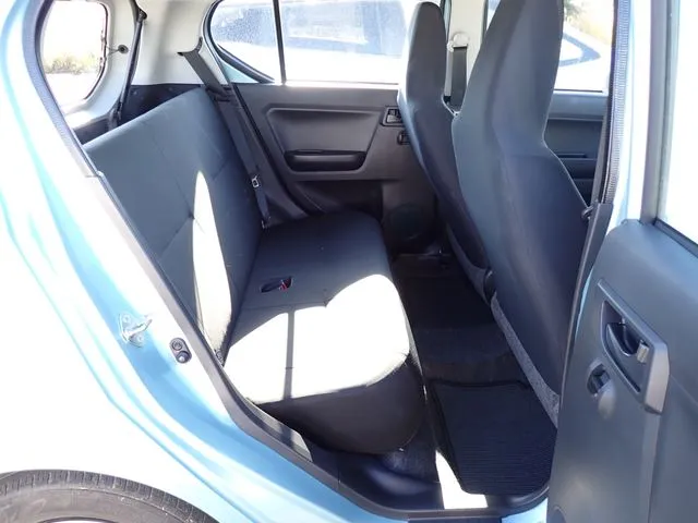 ダイハツ　ミラ　イース