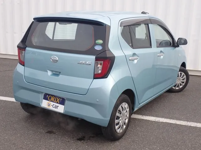 ダイハツ　ミラ　イース