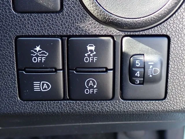 ダイハツ　ミラ　イース