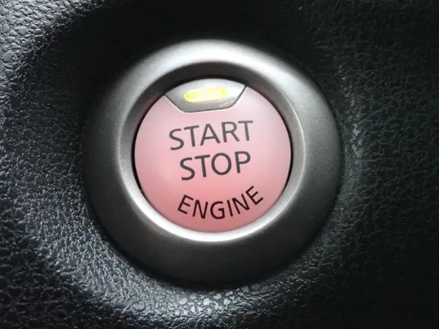 ノート（ニッサン）の車両写真