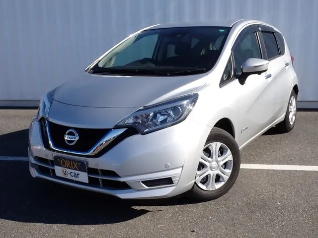 ノート（ニッサン）の車両写真