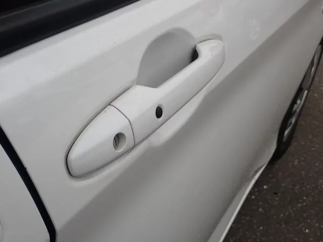 フリードプラス　ハイブリッド（ホンダ）の車両写真