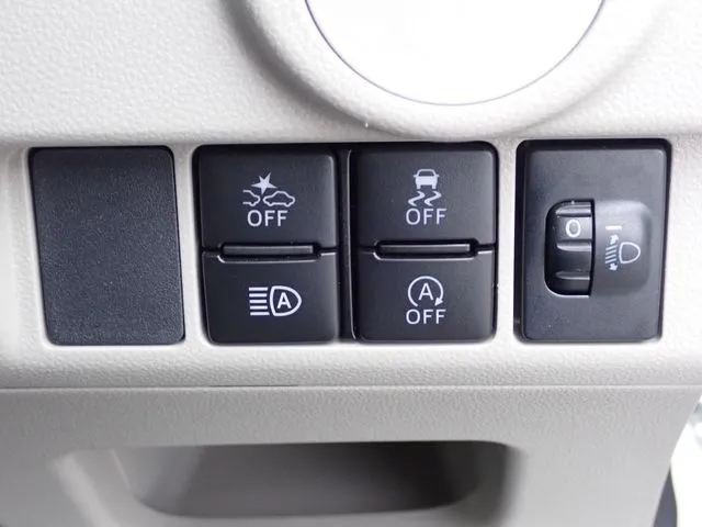 ムーヴ（ダイハツ）の車両写真