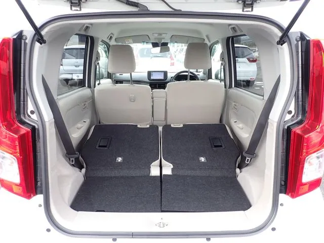 ムーヴ（ダイハツ）の車両写真