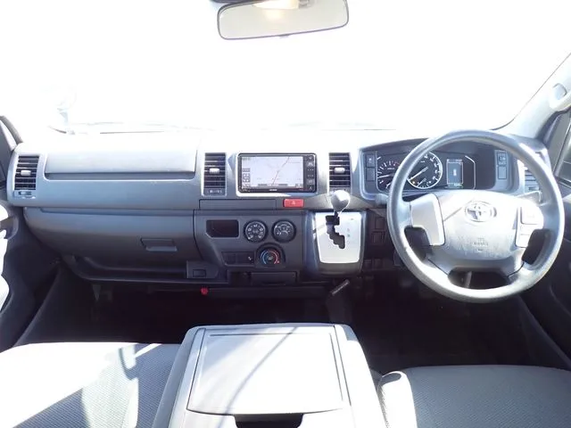 ハイエースバン　１．２５ｔ　２ＷＤ（トヨタ）の車両写真