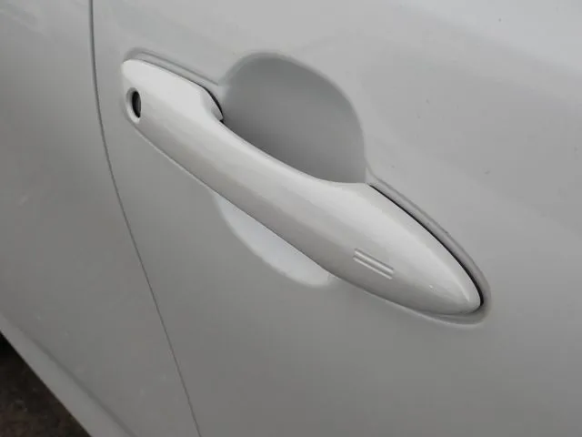 アクア（トヨタ）の車両写真