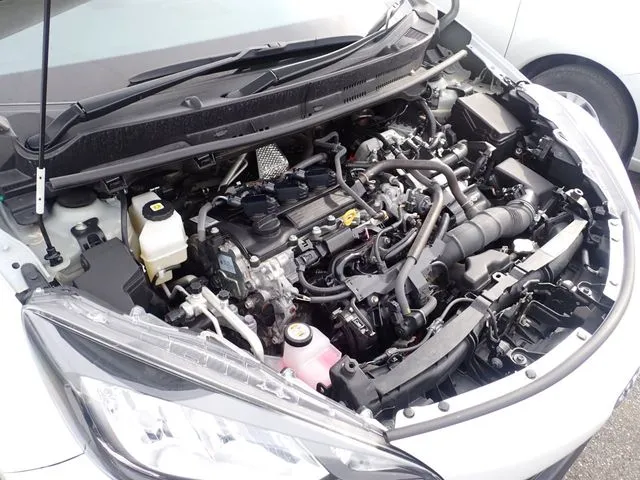 アクア（トヨタ）の車両写真