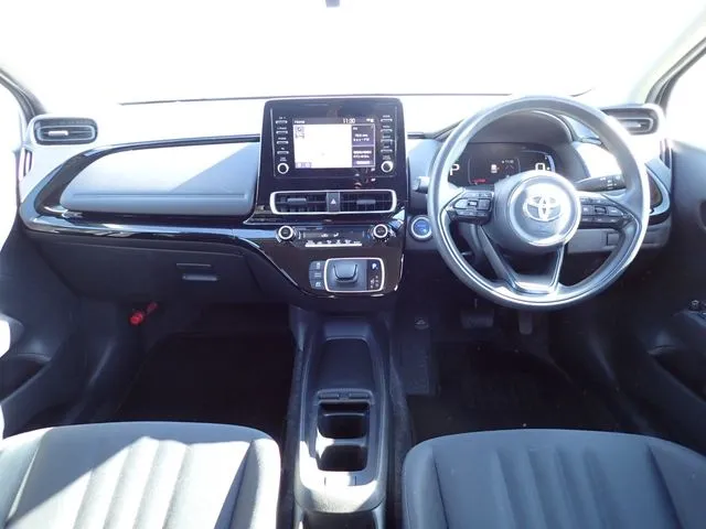 アクア（トヨタ）の車両写真