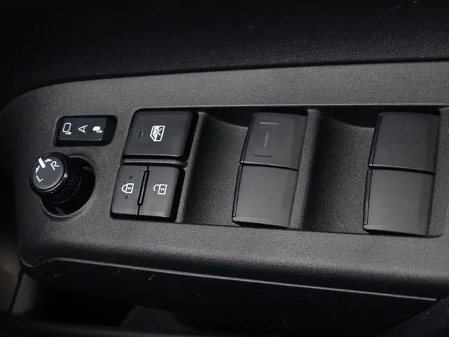 アクア（トヨタ）の車両写真