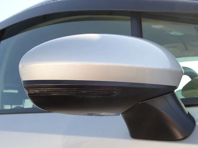 ニッサン　ノート