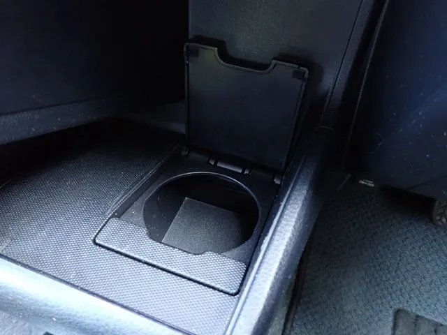 サクシードバン　２ＷＤ（トヨタ）の車両写真