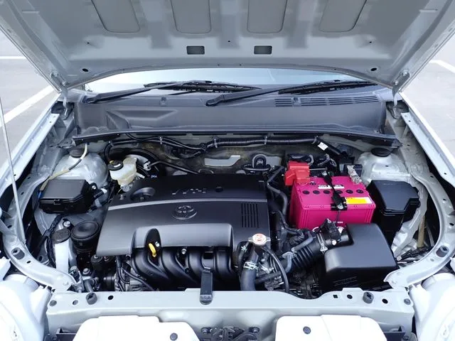 サクシードバン　２ＷＤ（トヨタ）の車両写真