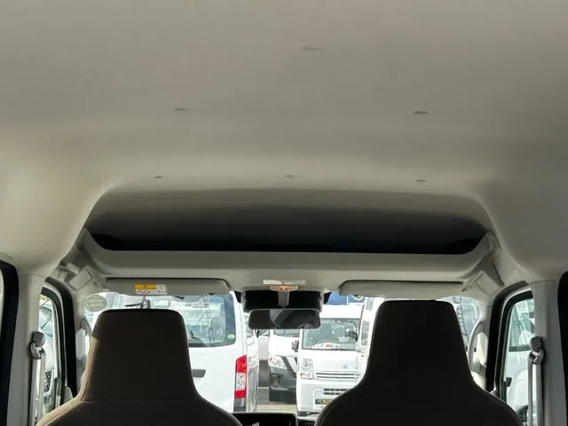 エブリイバン（スズキ）の車両写真