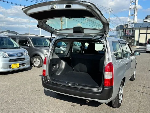 プロボックスバン　２ＷＤ（トヨタ）の車両写真