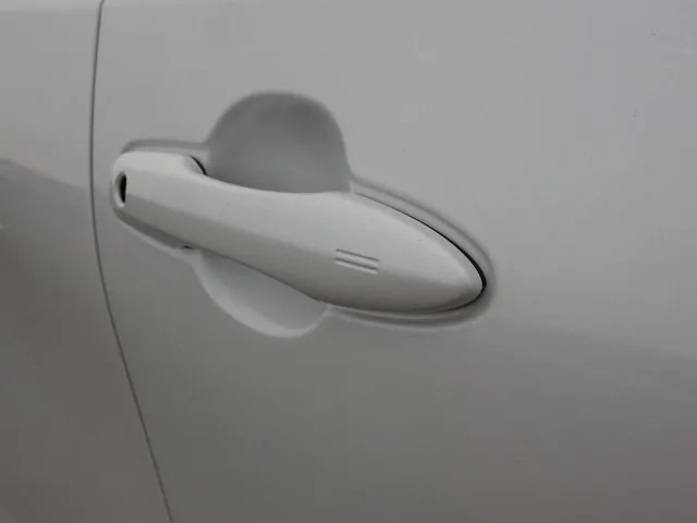 アクア（トヨタ）の車両写真