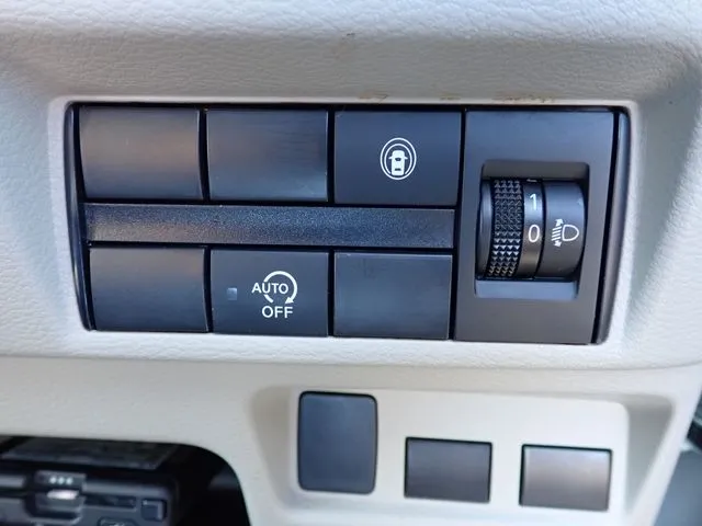 ニッサン　ルークス