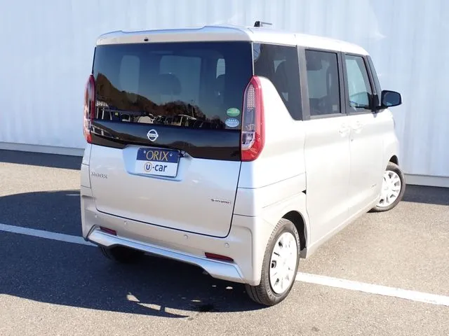 ニッサン　ルークス