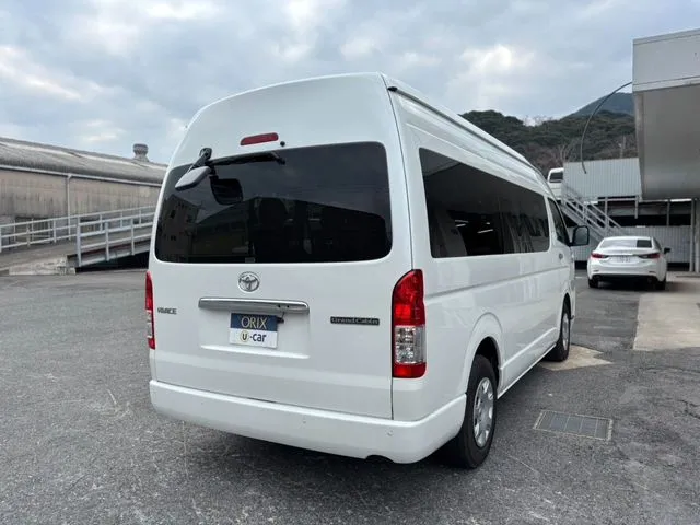 ハイエースワゴン(トヨタ)の車両写真