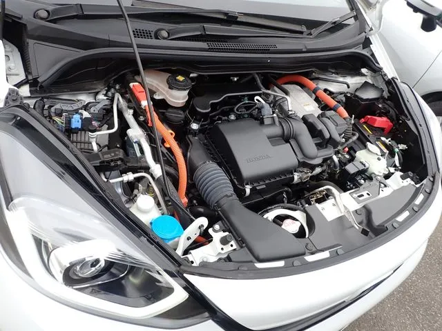 フィット　ｅ：ＨＥＶ（ホンダ）の車両写真