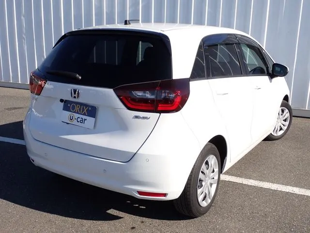 フィット　ｅ：ＨＥＶ（ホンダ）の車両写真