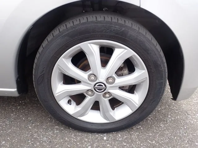 デイズ（ニッサン）の車両写真