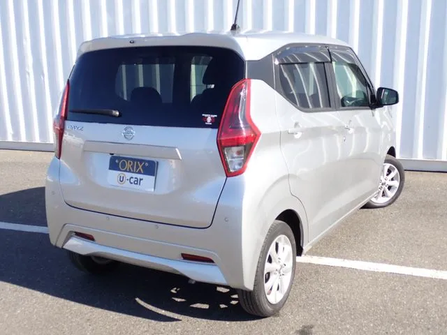 デイズ（ニッサン）の車両写真