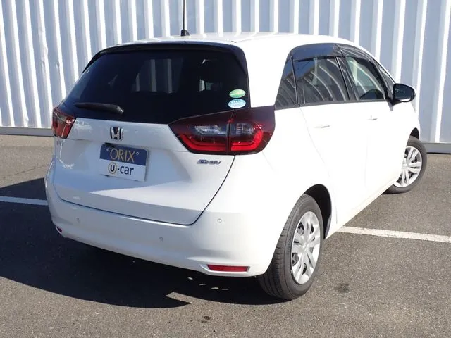フィット　ｅ：ＨＥＶ（ホンダ）の車両写真