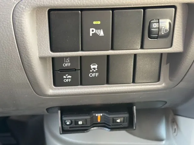 エブリイバン（スズキ）の車両写真