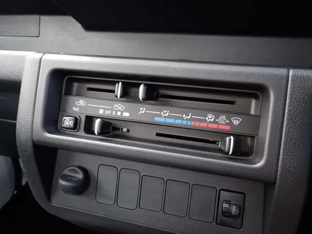 ハイゼットトラック(ダイハツ)の車両写真