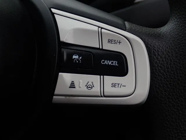 フィット　ｅ：ＨＥＶ（ホンダ）の車両写真