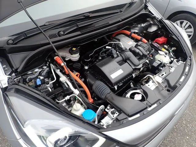 フィット　ｅ：ＨＥＶ（ホンダ）の車両写真