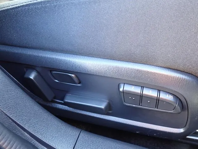 マツダ　ＭＡＺＤＡ６　ワゴン