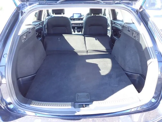 マツダ　ＭＡＺＤＡ６　ワゴン